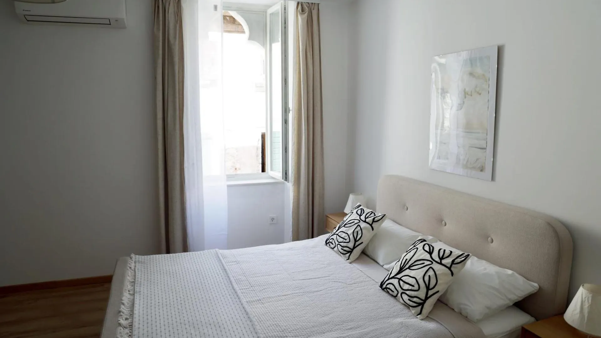 Casa Al Muro Studio Apartment 로비니 크로아티아